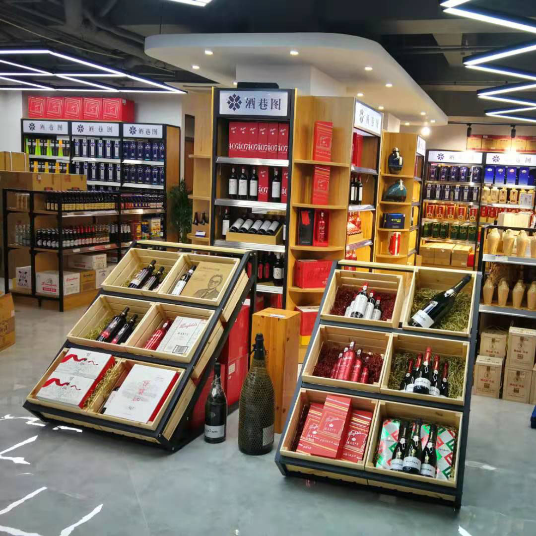 名煙名酒連鎖店選用鋼木貨架安裝實景